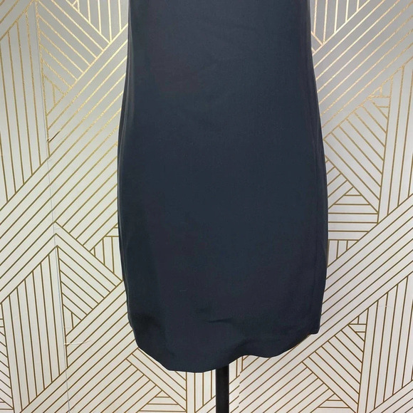 VINCE 100% Silk Sleeveless Shift Dress in Black LBD Exposed‎ Zip Back Size US 2 - Picture 5 of 12